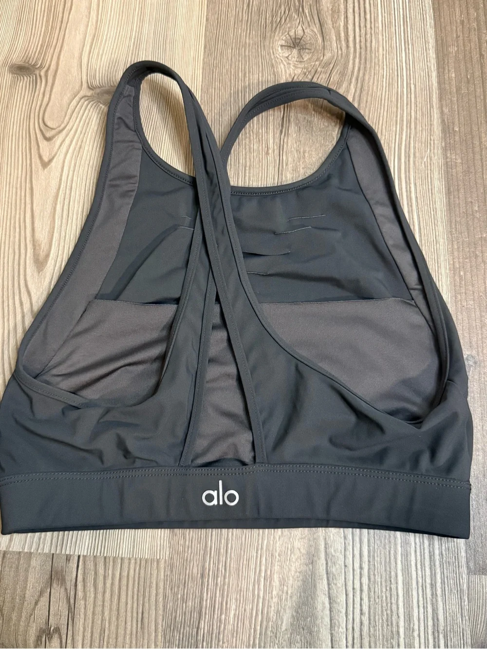 ALO Yoga Women’s Ripped Warrior Bra